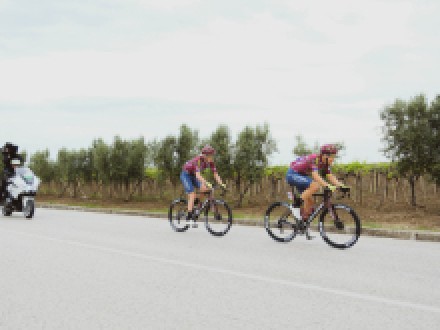 Aktivstes Team beim Start des Giro d‘Italia: Team corratec präsentiert sich frisch und mutig