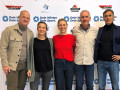 Auslosung DeineWinterWoche mit (v. l.) Thomas Ammer (Koordinator Wintersportinitiative Dein Winter. Dein Sport.), Anna Gülden (alpetour), Dein Winter. Dein Sport.-Patin Miriam Neureuther, Peter Hennekes (Deutscher Skilehrerverband, stellvertretend für die Initiatoren) und Khaled El-Hussein (Deutsche Bahn), © Dein Winter. Dein Sport. | 15.11.2025 | jpg, 2927x2195px, 300dpi | 0.8MB