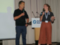 Dein Winter. Dein Sport. Summit 2026 in Fischen im Allgäu, Talk-Runde: (v. l.)  Prof. Dr. Ralf Roth und Denise Robrade, © Dein Winter. Dein Sport. | 14.07.2026 | jpg, 1800x1350px, 72dpi | 0.5MB