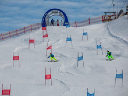Ski & Fun f�r Gro� und Klein